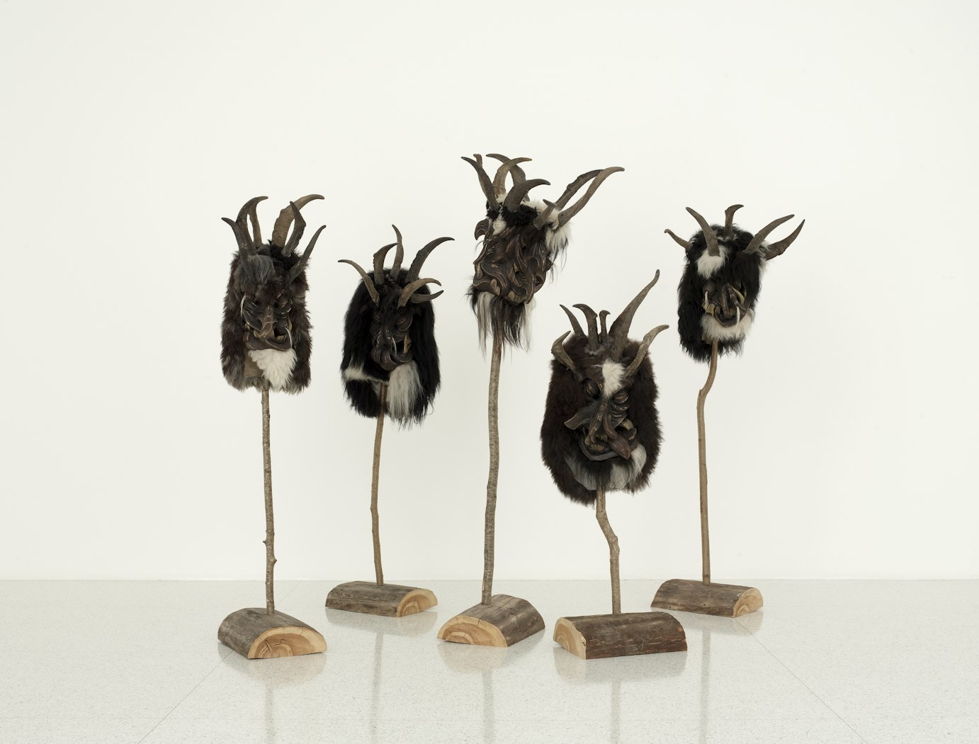 Group of 5 sculptures