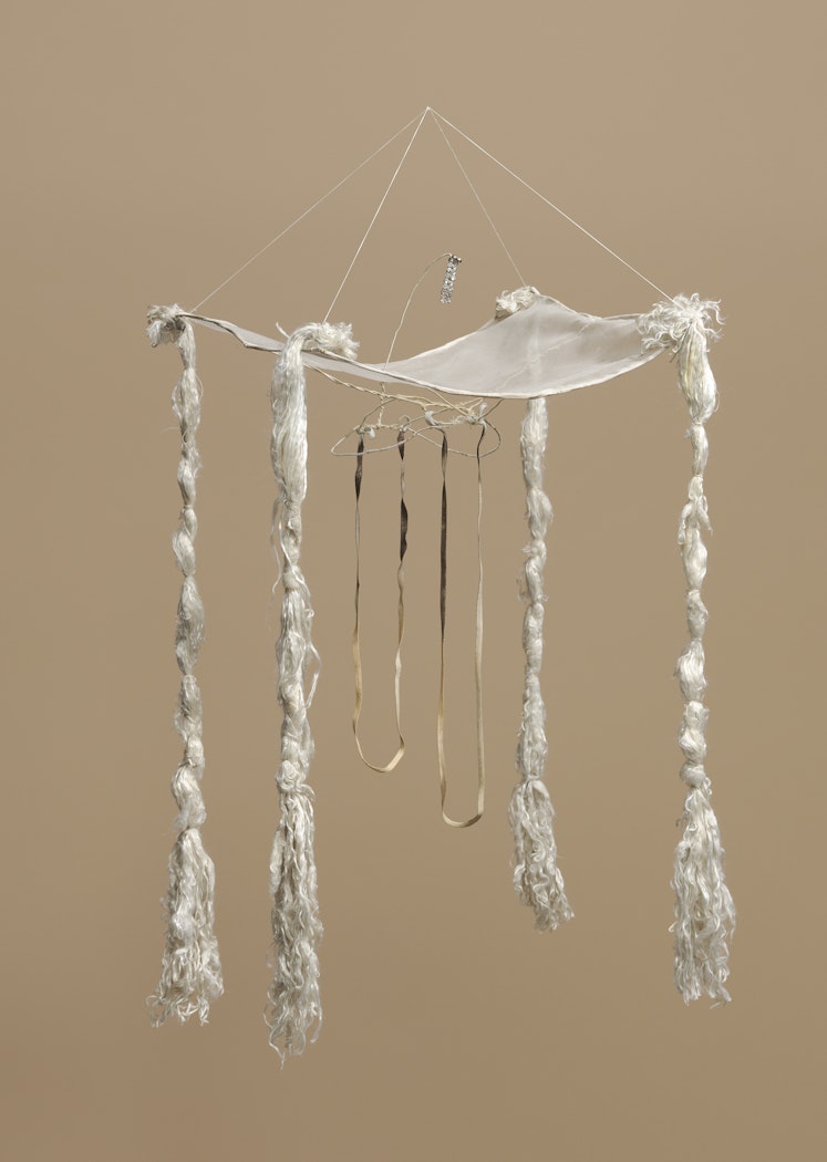 view 008, element # .22 Headdress from Nocturnes (1956)