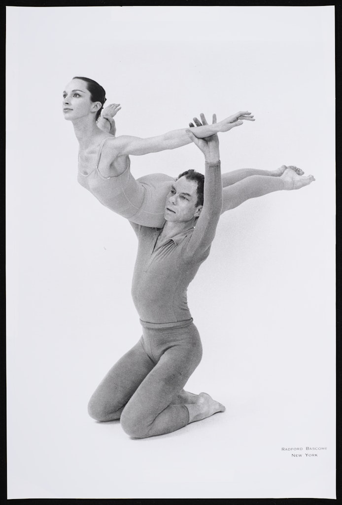 Carolyn Brown and Merce Cunningham in Suite for Five