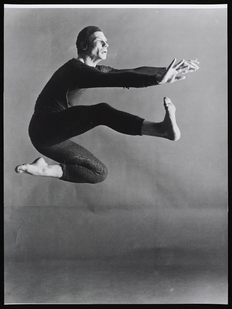 Merce Cunningham in Changeling