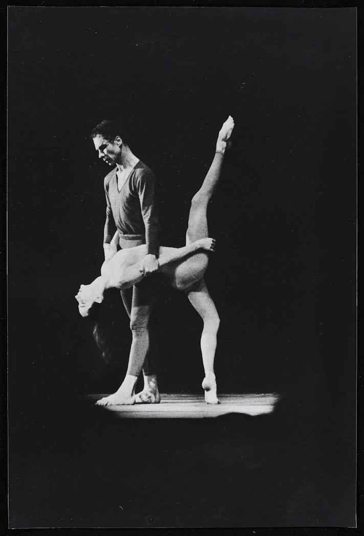 Carolyn Brown and Merce Cunningham in Crises