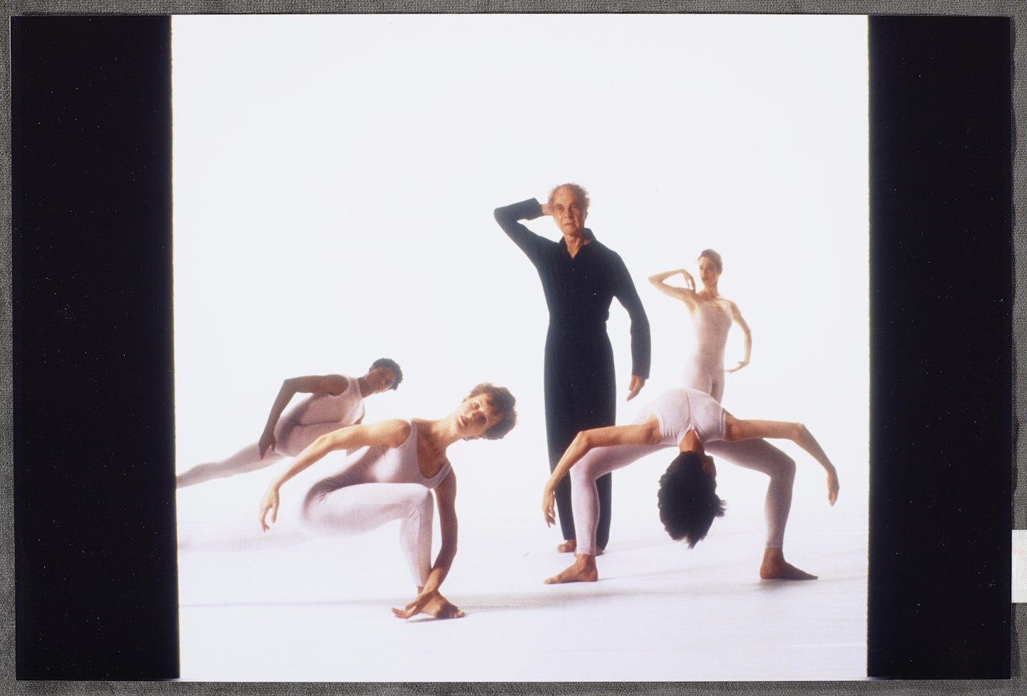 Merce Cunningham, Michael Cole, Emma Diamond, Patricia Lent and  Carol Teitelbaum in Enter