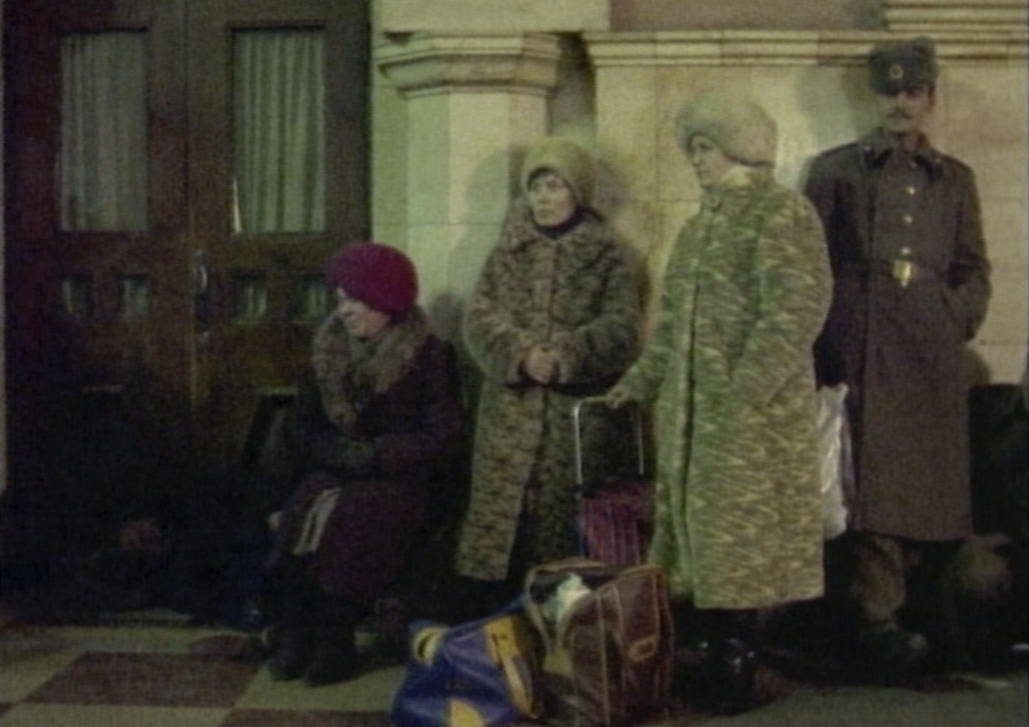 Bordering on Fiction: Chantal Akerman's "D'Est"