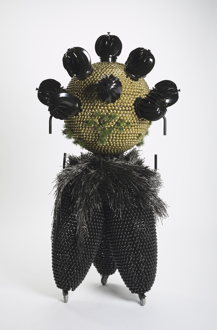 Sonic Intermediates – Triad Walker Trinity (Sonic Intermediate – Tripodal Venting, Sonic Intermediate – Spinning Mask on Parasol Walker, Sonic Intermediate – Botanical Bi-Headed Creeping Walker)