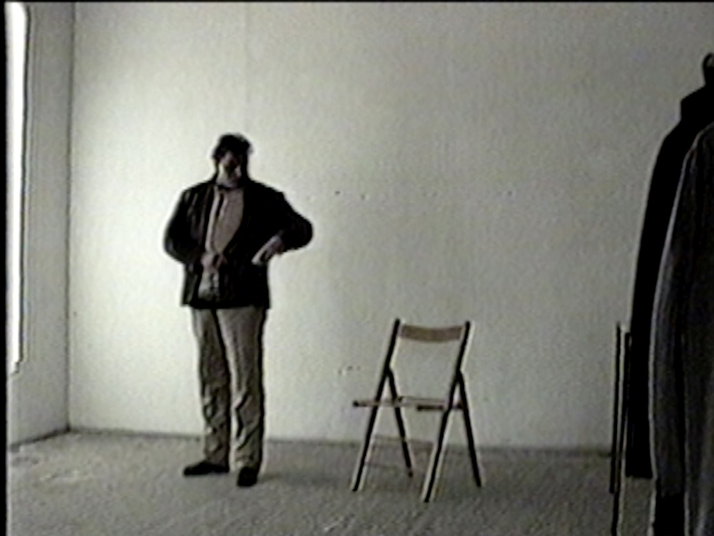 Fabio zieht sich an, 1992 (Fabio Putting on His Clothes, 1992)