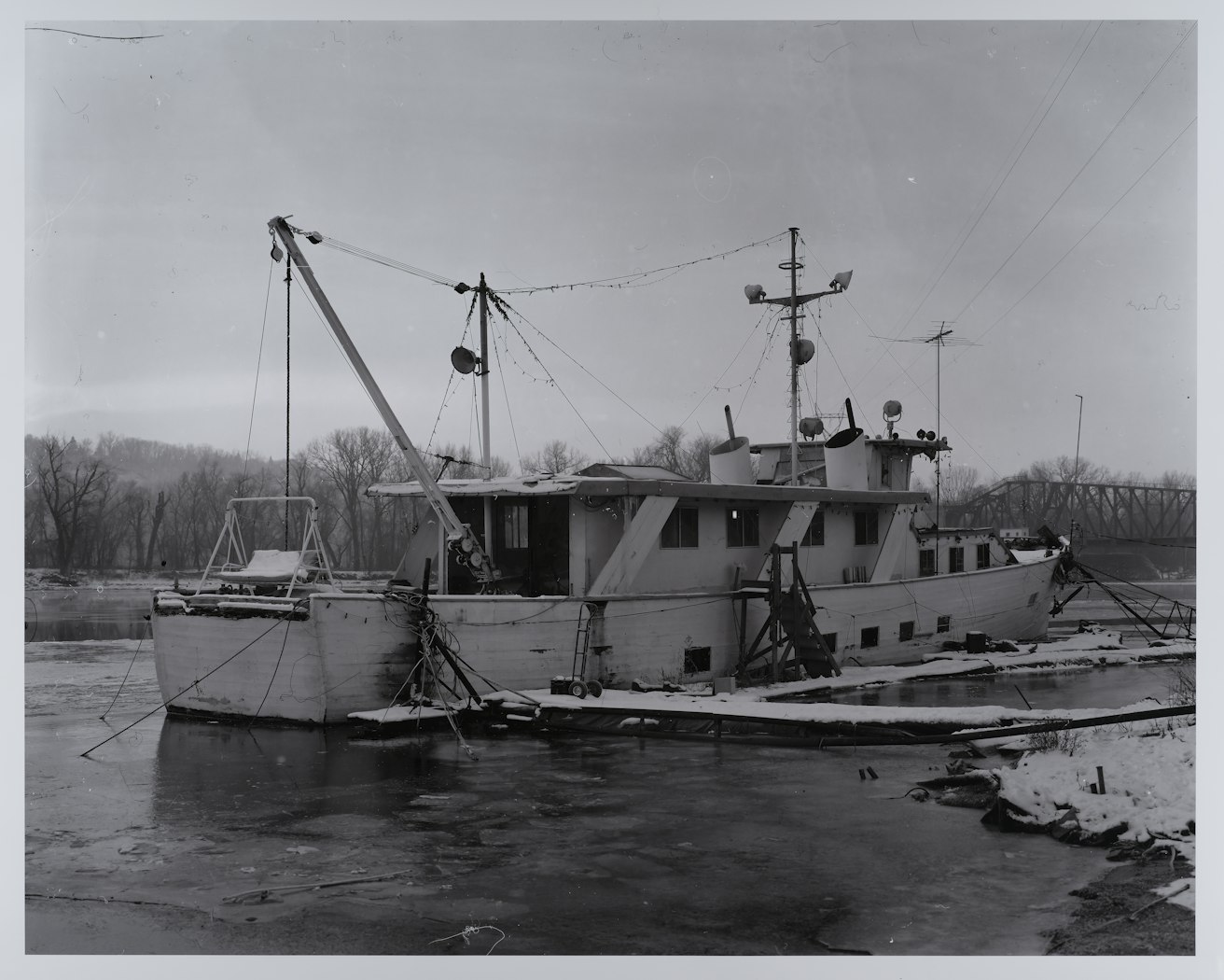 1998_13wl0005