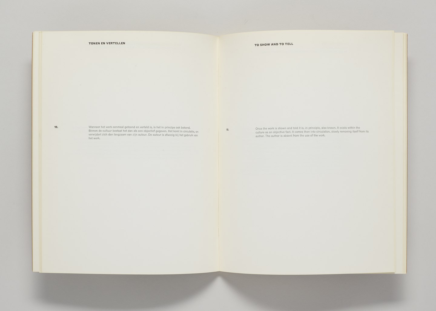 Lawrence Weiner: A selection of works with commentary (Een keuze uit zijn werk met commentaar)