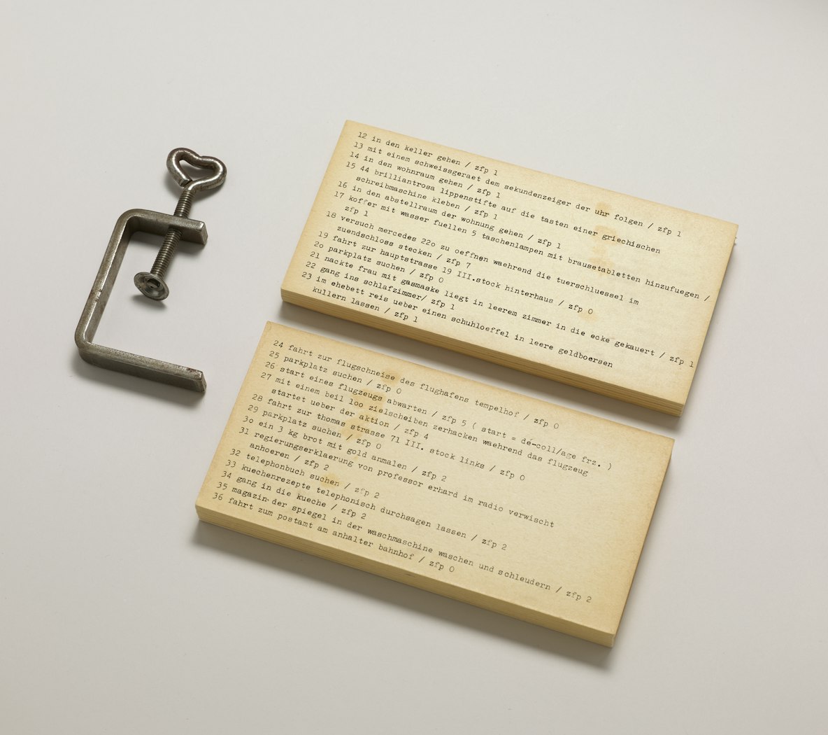 2 De-coll/age-happenings