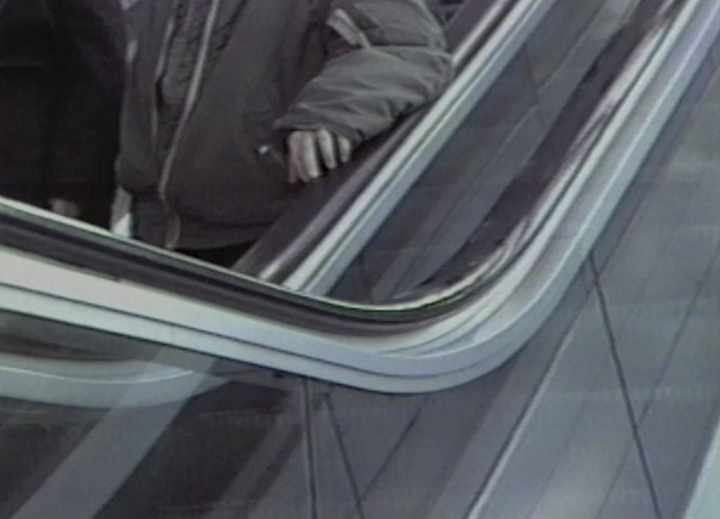 Between the Frames, Chapter 4: The Museum