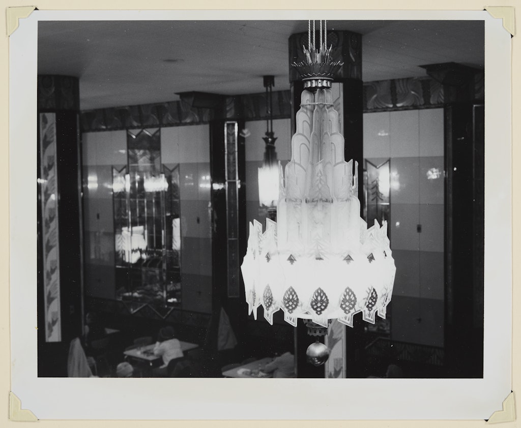 Forum Cafeteria  (No. 8)