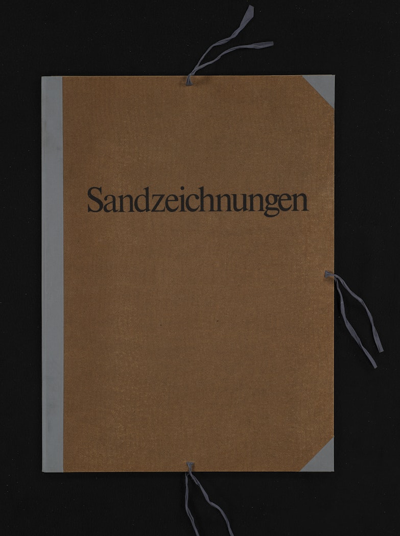 Sandzeichnungen (Sand Drawings)