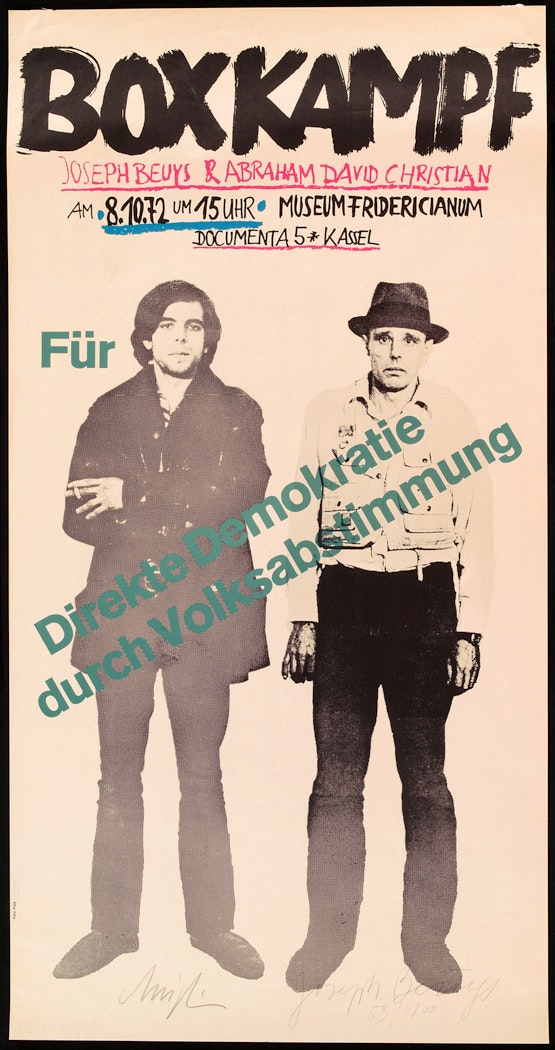 Beuys boxt für direkte Demokratie (Beuys Boxes for Direct Democracy)