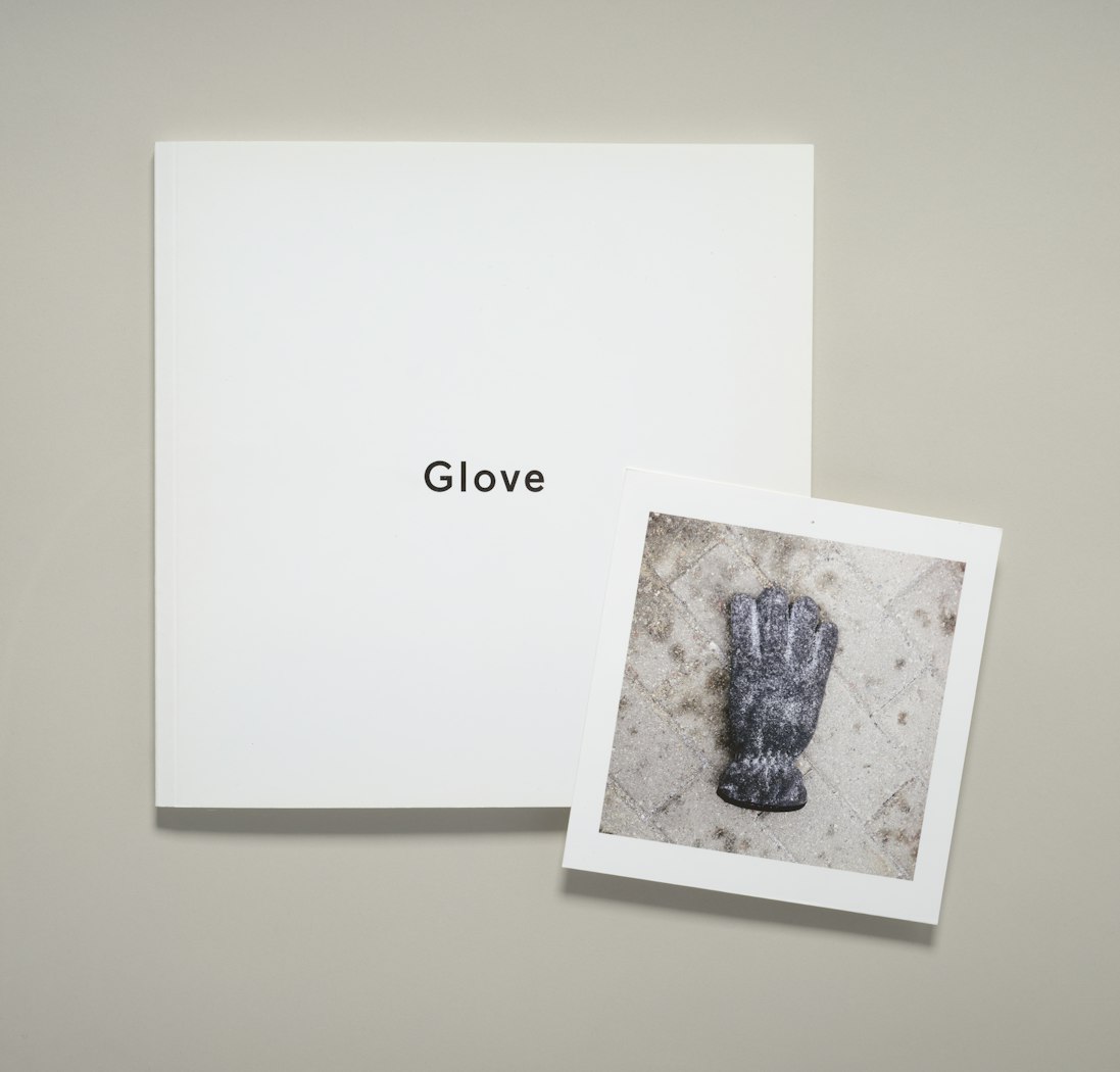 Glove