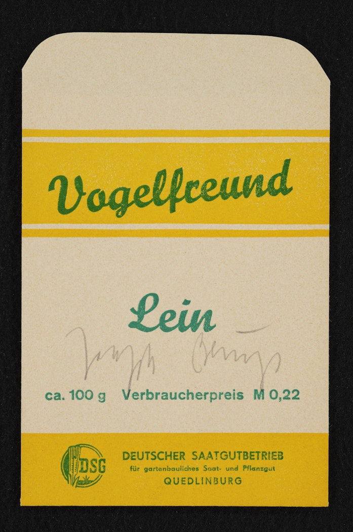 DDR-Tüten (GDR Paper Bags)
