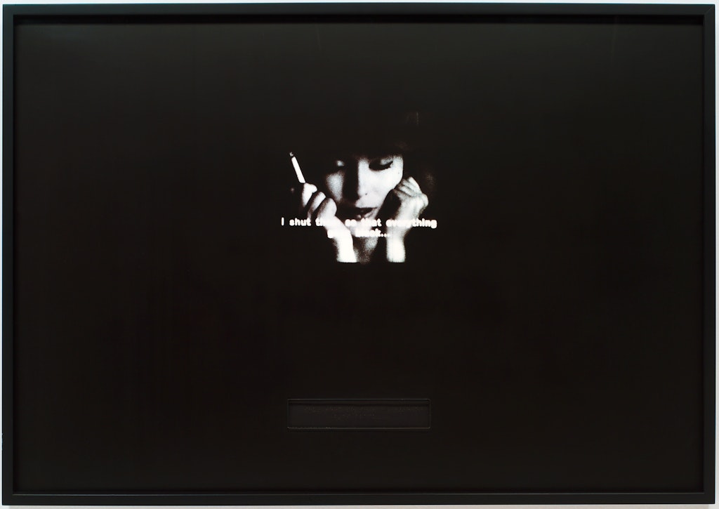 I Shut Them So That Everything Goes Black