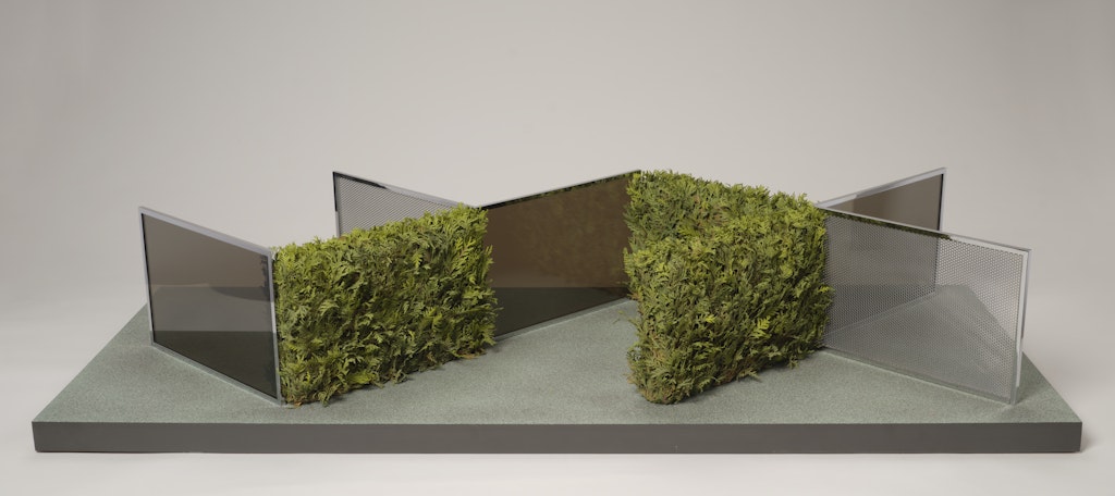 Two-way Mirror Punched Steel Hedge Labyrinth