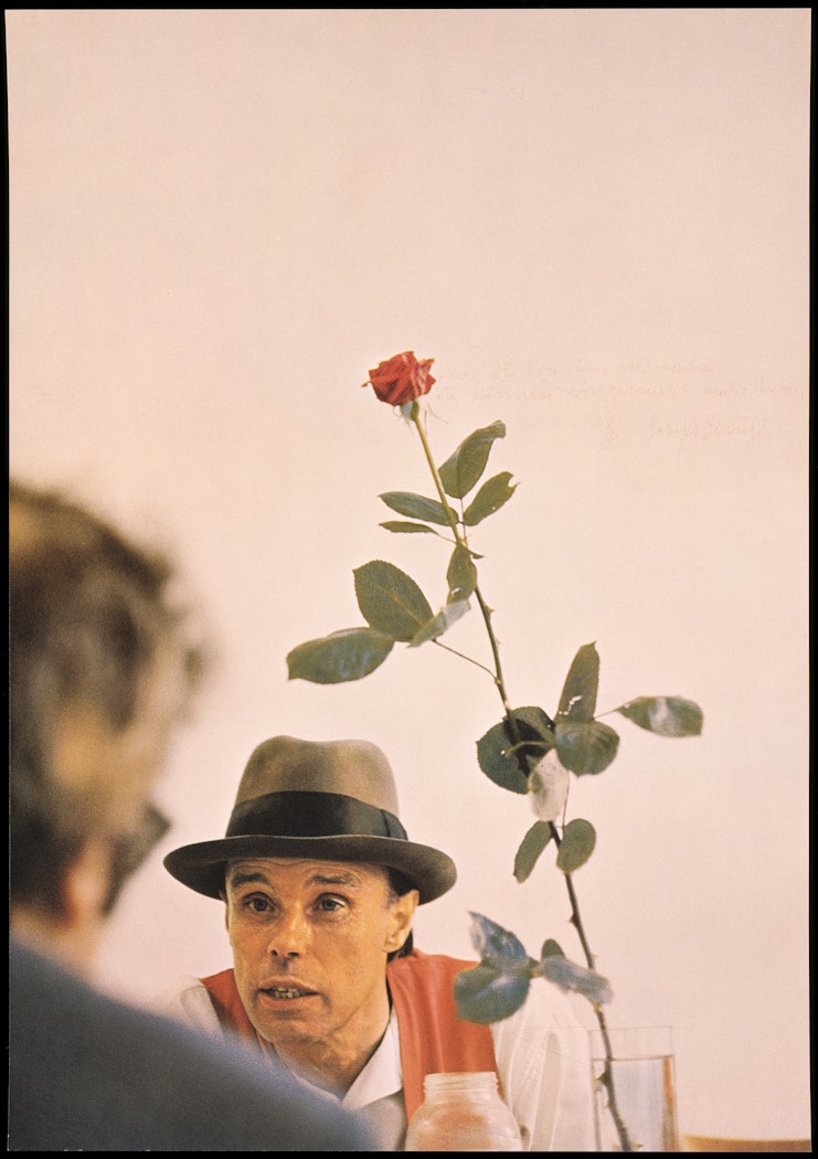 ohne die Rose tun wir's nicht ( We Won't Do It without the Rose)